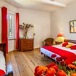 Logis Restaurant Des Corbieres 2*