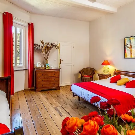 Logis Restaurant Des Corbieres 2*