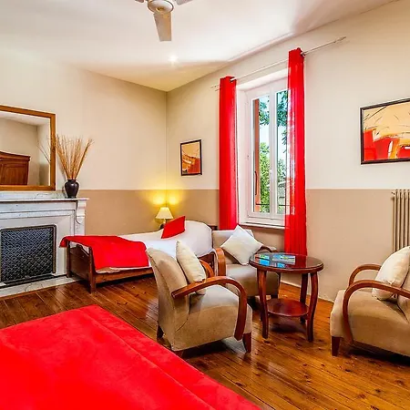 Logis Restaurant Des Corbieres