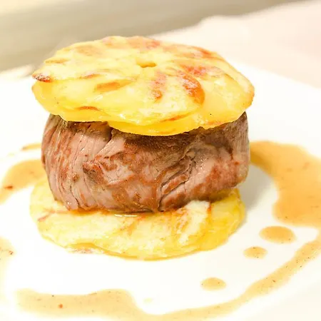 Logis Restaurant Des Corbieres Hotel