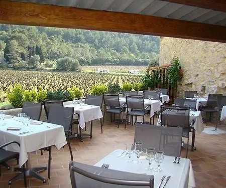 Logis Restaurant Des Corbières 2*